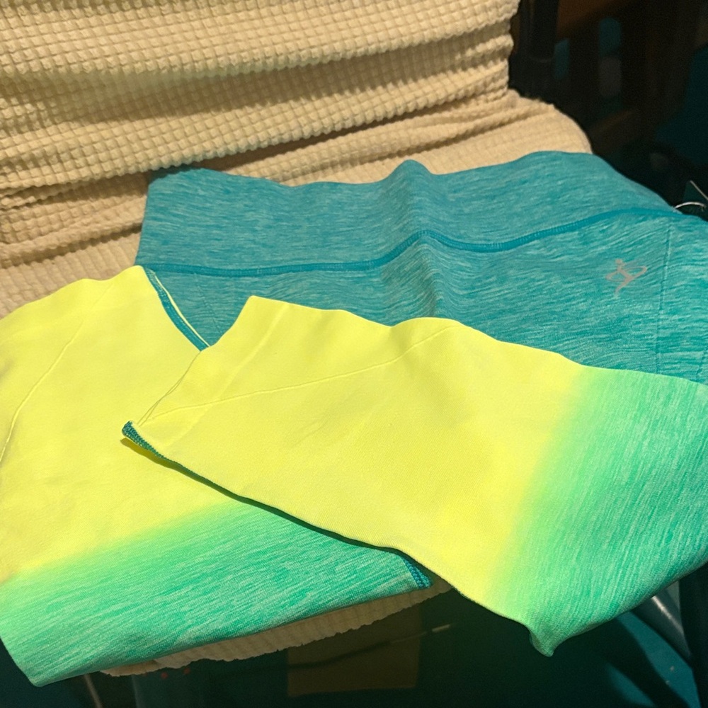 Athleta Teal and Neon Yellow Ombre Leggings